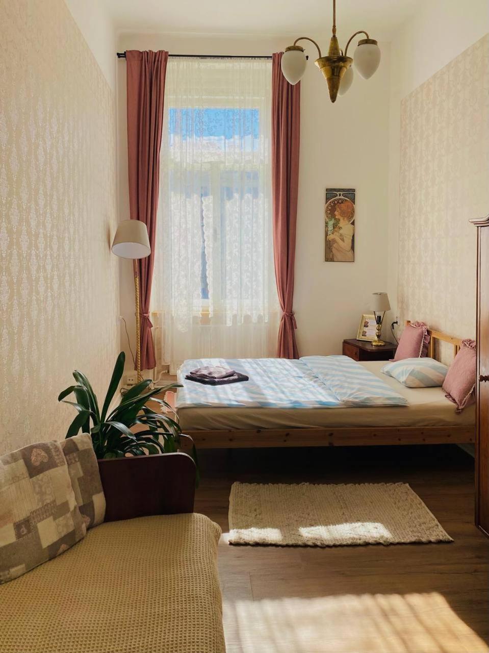 Moravia Готель
